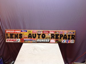 lot 1 image: Auto Repair Sign