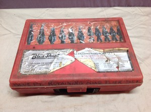 lot 20 image: Retaining Ring Plier Set