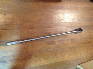 lot 21 image: Snap-On 34 Ratchet 36 Long