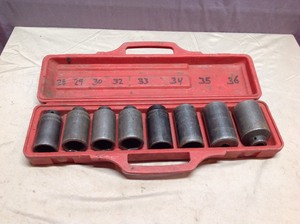 lot 40 image: Metric Socket Set