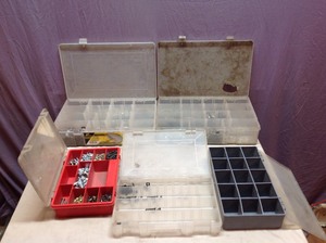 lot 45 image: Organizers & Contents