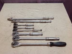 lot 66 image: Snap-On Ratchets & Breaker Bars