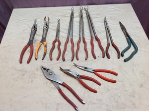 lot 75 image: Specialty Pliers