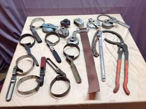 lot 95 image: Oil Filter Wrenches
