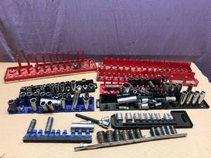 lot 187 image: Sockets & Socket Organizers