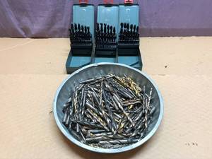 lot 212 image: Drill Bits