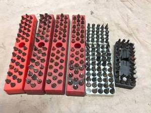 lot 214 image: Screwdriver Bits