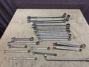 lot 218 image: Snap-On Wrenches