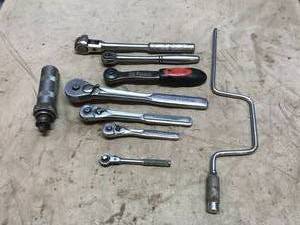 lot 282 image: Ratchets