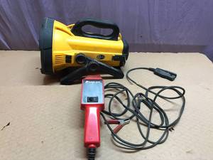 lot 293 image: Snap-On Timing Light & Large Flashlight