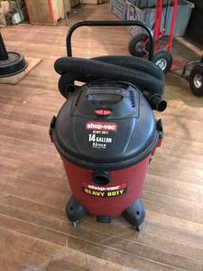 lot 313 image: Shop Vac