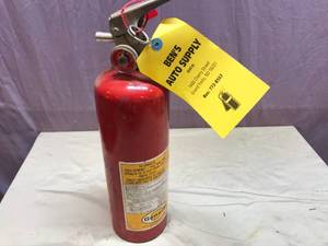 lot 339 image: Fire Extinguisher