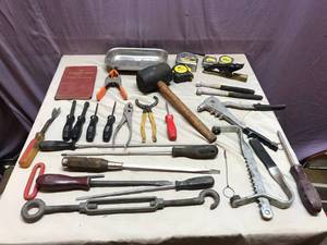 lot 340 image: Everything on Table