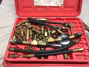 lot 371 image: Master Fuel Injection Test Set