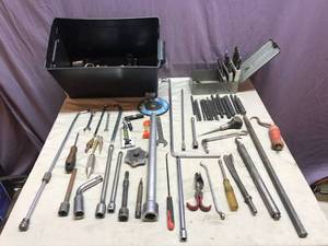 lot 393 image: Tools