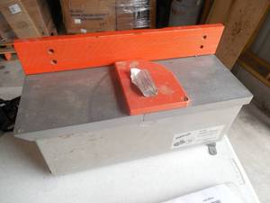 lot 18 image: Wolfcraft 6100 JointerPlaner