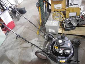 lot 20 image: Yard Machines 140cc 21-Inch Push Mower