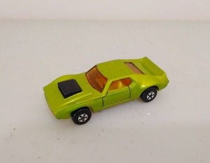 lot 8 image: Vintage Lesney Matchbox Series No 9 AMX Javelin