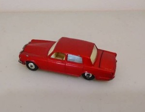 lot 19 image: Lesney Matchbox Series No 24 Rolls Royce Silver Shadow