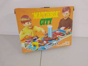 lot 32 image: Matchbox City Set