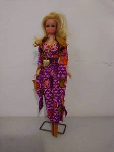 lot 157 image: Vintage 1957 Mattel Barbie Doll