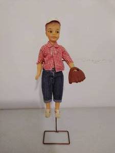 lot 163 image: Vintage Ideal 1964 Male Doll- Baseball