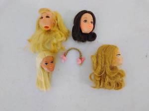 lot 171 image: 4 Doll Heads