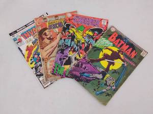 lot 335 image: Four Vintage Comic Books