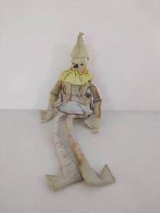 lot 190 image: Vintage Tin Man Doll