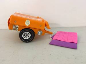 lot 108 image: Vintage 1972 Mattel Barbie Pull Behind Camper with Accessories