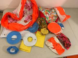 lot 138 image: Lot of Vintage Barbie Size Inflatible Poolside Toys