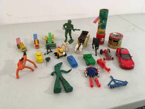 lot 149 image: Lot of Vintage Misc. Kids Toys and Figurines