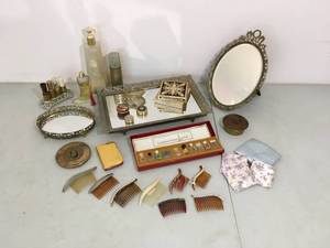 lot 206 image: Collection of Vintage Beauty Products and Display Items