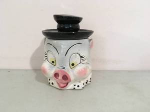 lot 214 image: Vintage Biscuit Jar
