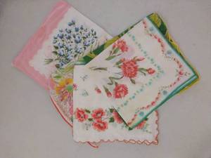 lot 172 image: Box of Vintage Hankies