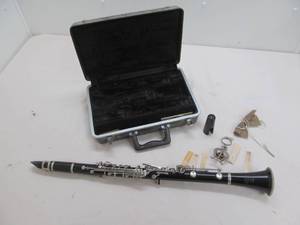 Bundy clarinet