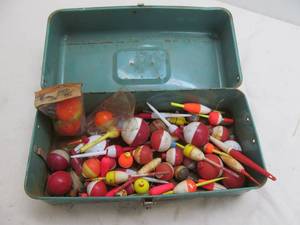 vintage liberty tackle box ,bobbers