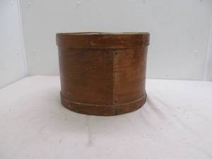 vintage round box