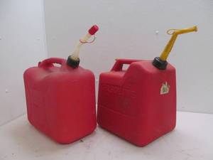 Gas containers