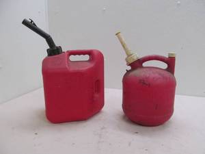 Gas containers