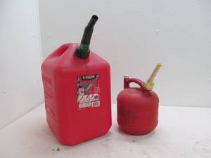 Gas containers