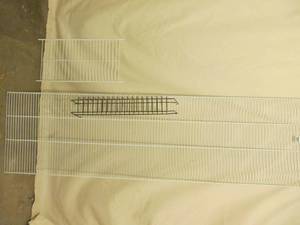 Wire shelf sections
