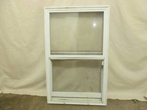 Double hung window