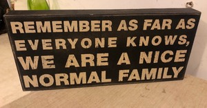 lot 94 image: Homey Home Decor