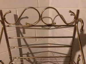 lot 151 image: Gold Metal Shelf