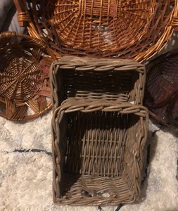 lot 159 image: Lot of 5 Baskets