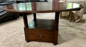 lot 125 image: Round Solid Wood Coffee Table w 1 Drawer