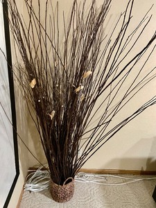 lot 149 image: Large Decor Piece w Long Branches in Woven Basket
