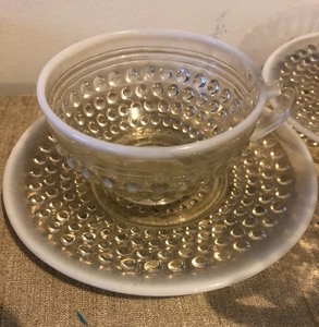 lot 191 image: Hobnail  Dish Set