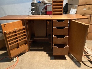 lot 202 image: Sewing Table with Motorized Lift